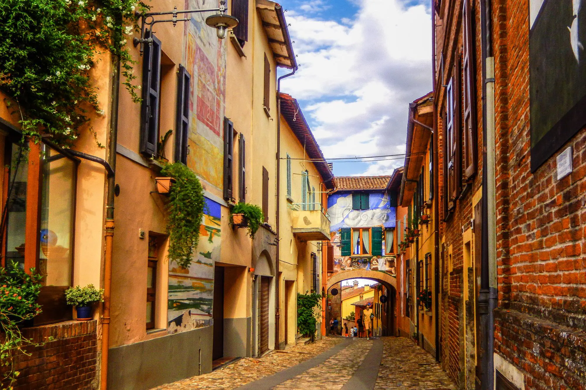 Hotel Deals in Bologna - Book Now from $48/night, image size:2000x1333